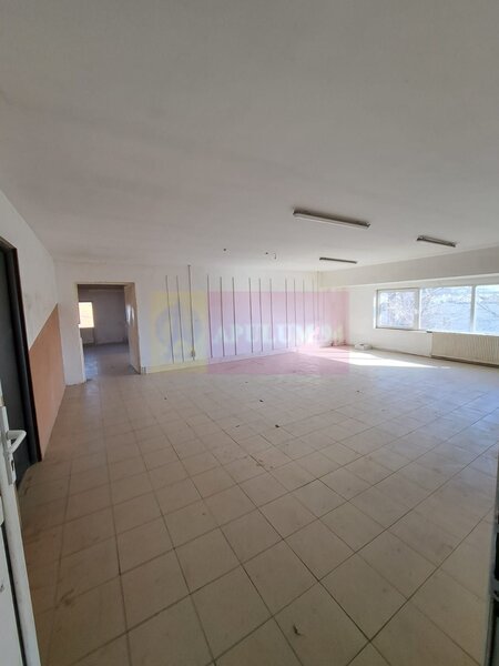 Spatiu comercial [birou sau hala] 150mp, zona Basarabia-Republica-Faur